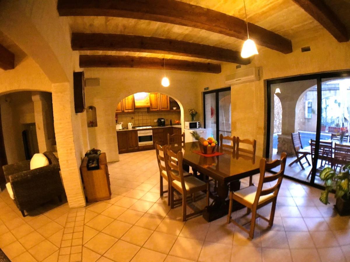 Ad Hoc B&B Il-Pergla Экстерьер фото