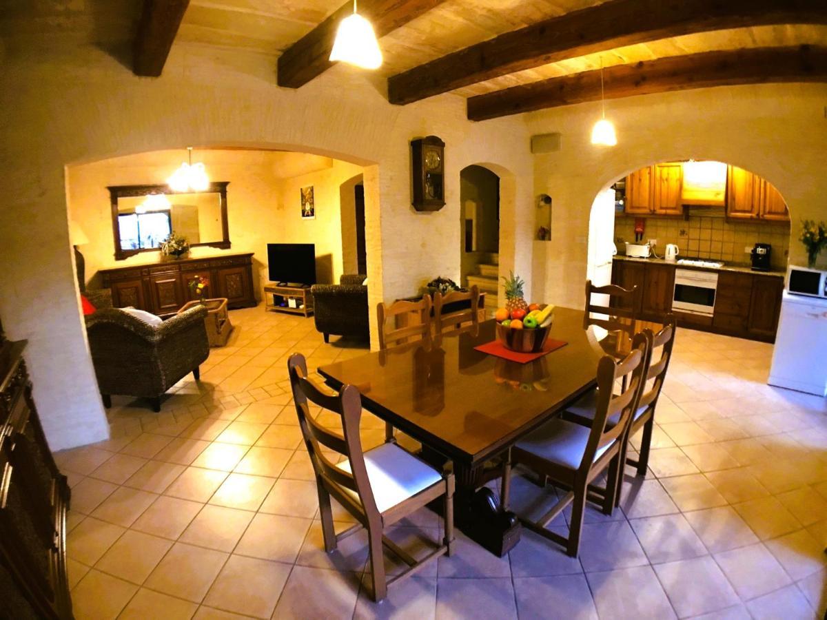 Ad Hoc B&B Il-Pergla Экстерьер фото